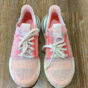 Adidas Ultra Boost Sneakers in pink and white color Size US 7 , 38 2/3